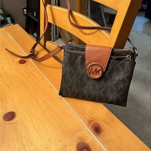Michael Kors Black and Brown Crossbody Bag